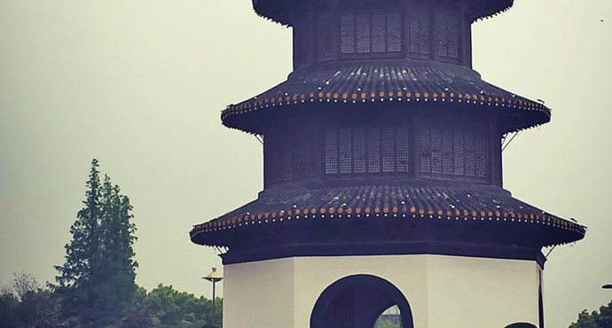 非常漂亮的文昌阁,落叶缤纷的扬州石塔寺.