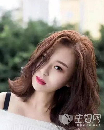 钻石脸女生留什么刘海好看