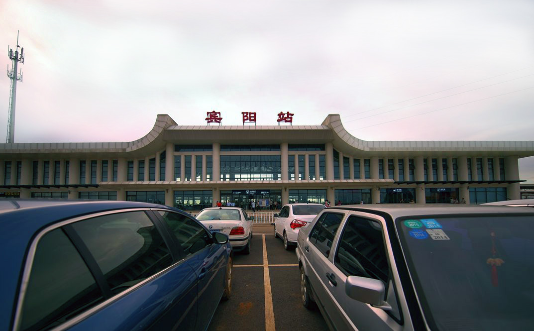 广西省宾阳县高铁站,地处黎塘镇却命名为"宾阳站"?