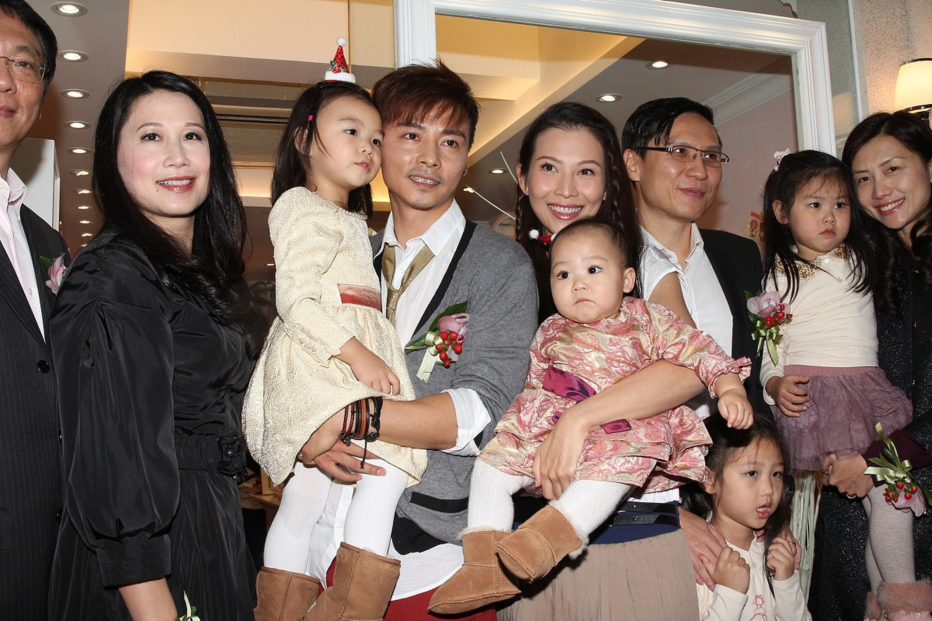 郭富城透露三胎计划# 郭富城自认为是一个传统的男人,他一直希望能够