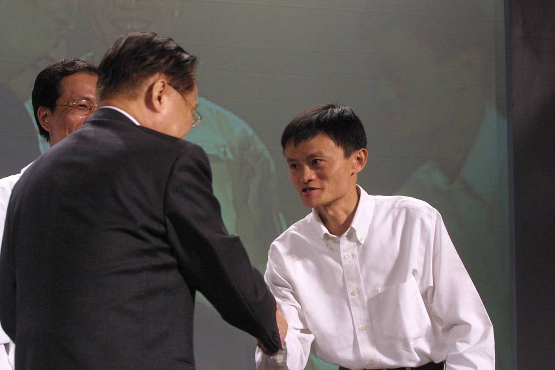 马云亲口确认:花呗借呗将关闭,一次性还款或成你的最后一根稻草!