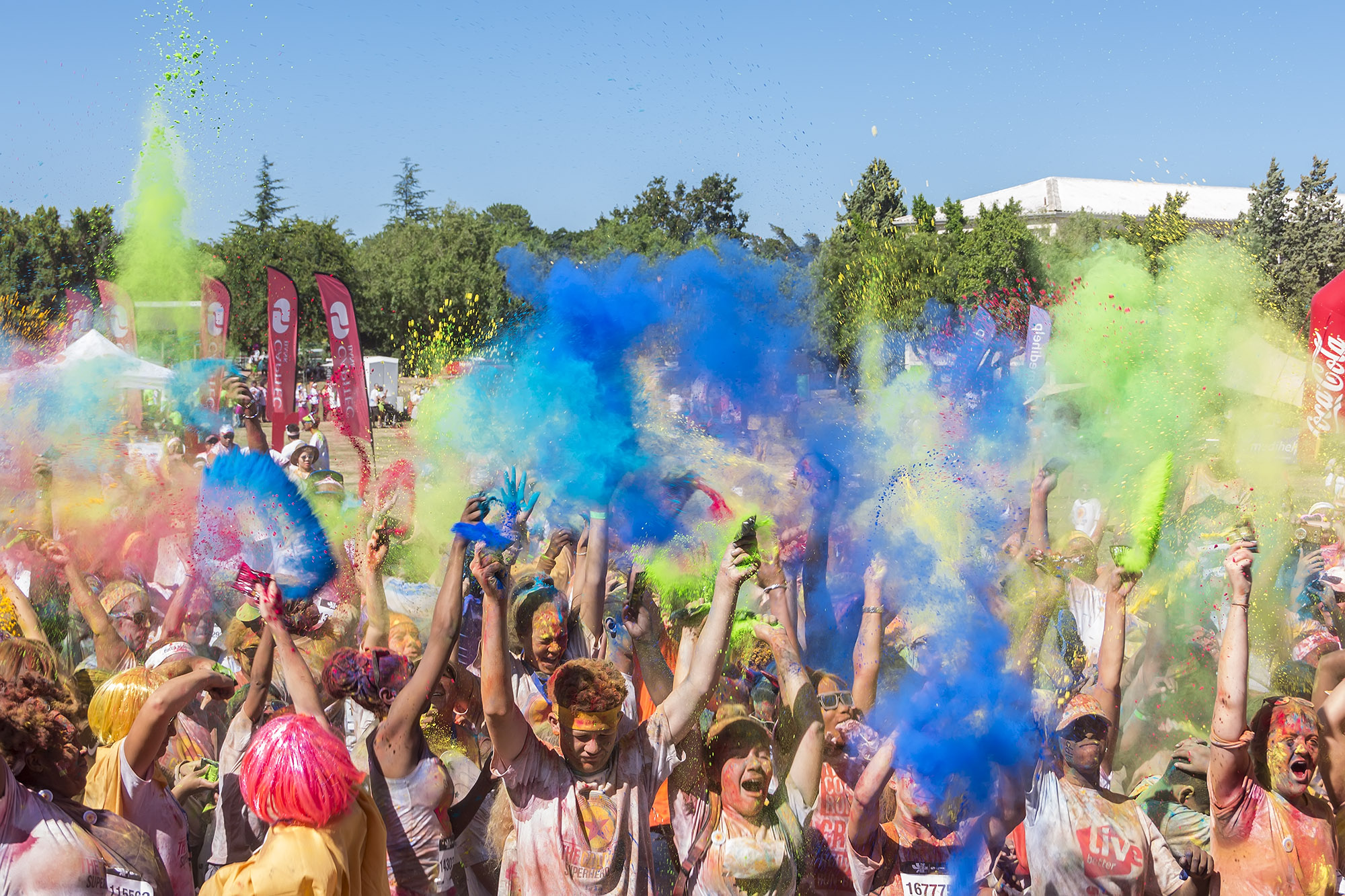 (国际)(3)开普敦举行"彩色跑"