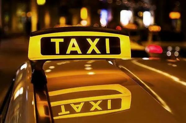 南阳城区出租车今日起逐步恢复运营