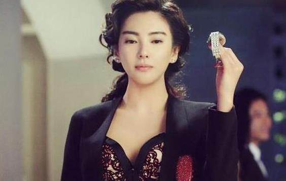 张雨绮在美人鱼中自己加了句台词,星爷听后笑了,没想到竟成现实