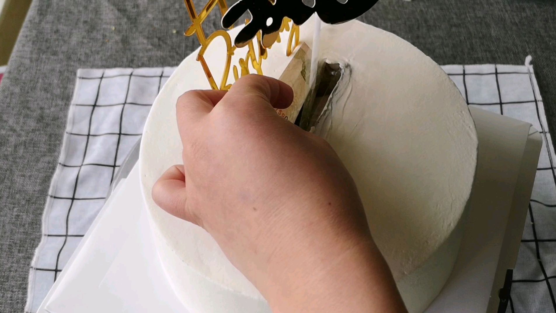 抽钱生日蛋糕喜欢吗?送给长辈的,好吃好看还有仪式感,来看看吧