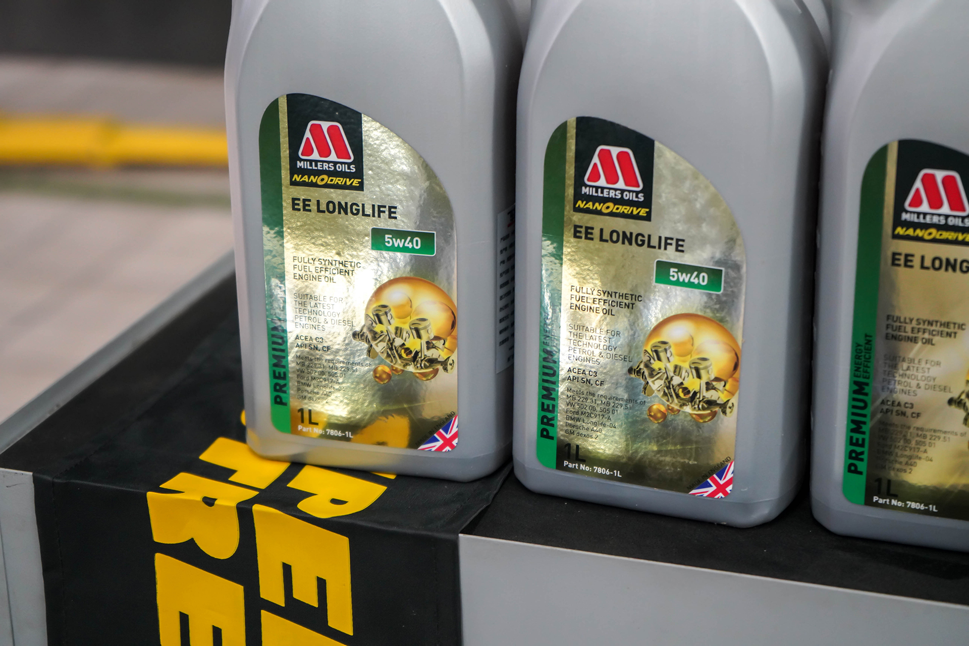 superstreet保养日记奥迪s3更换米勒ee系列5w-40高性能全合成机油