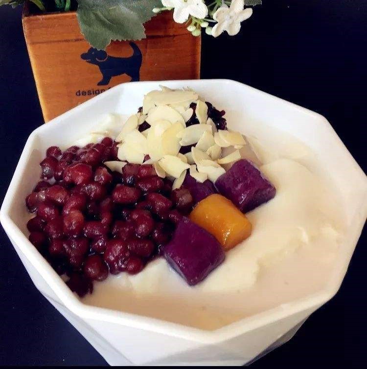 豆花做成的甜点,成都这家店,敢以成都最好吃的豆花做招牌!