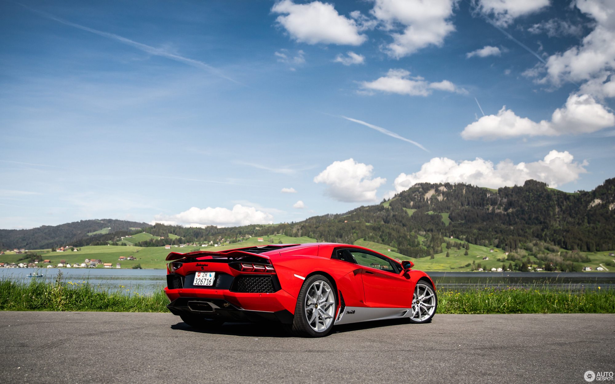 兰博基尼大牛图集!令人舒适的高清大图!