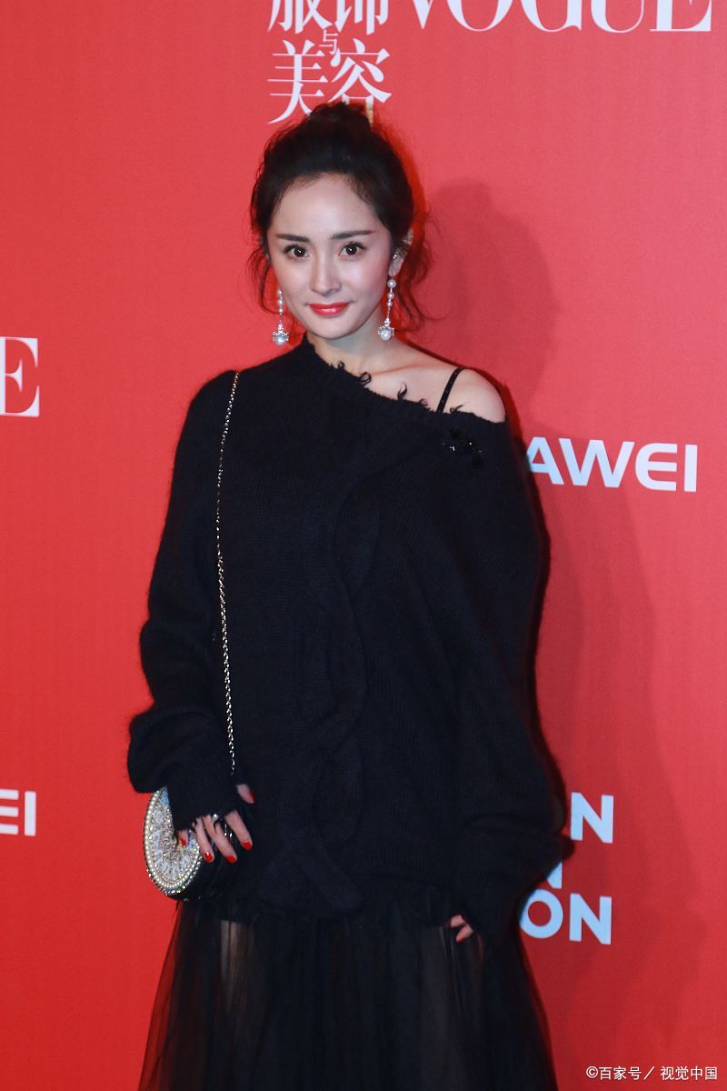 杨幂不行,她得重新造一艘船.这是她欠下的功课.