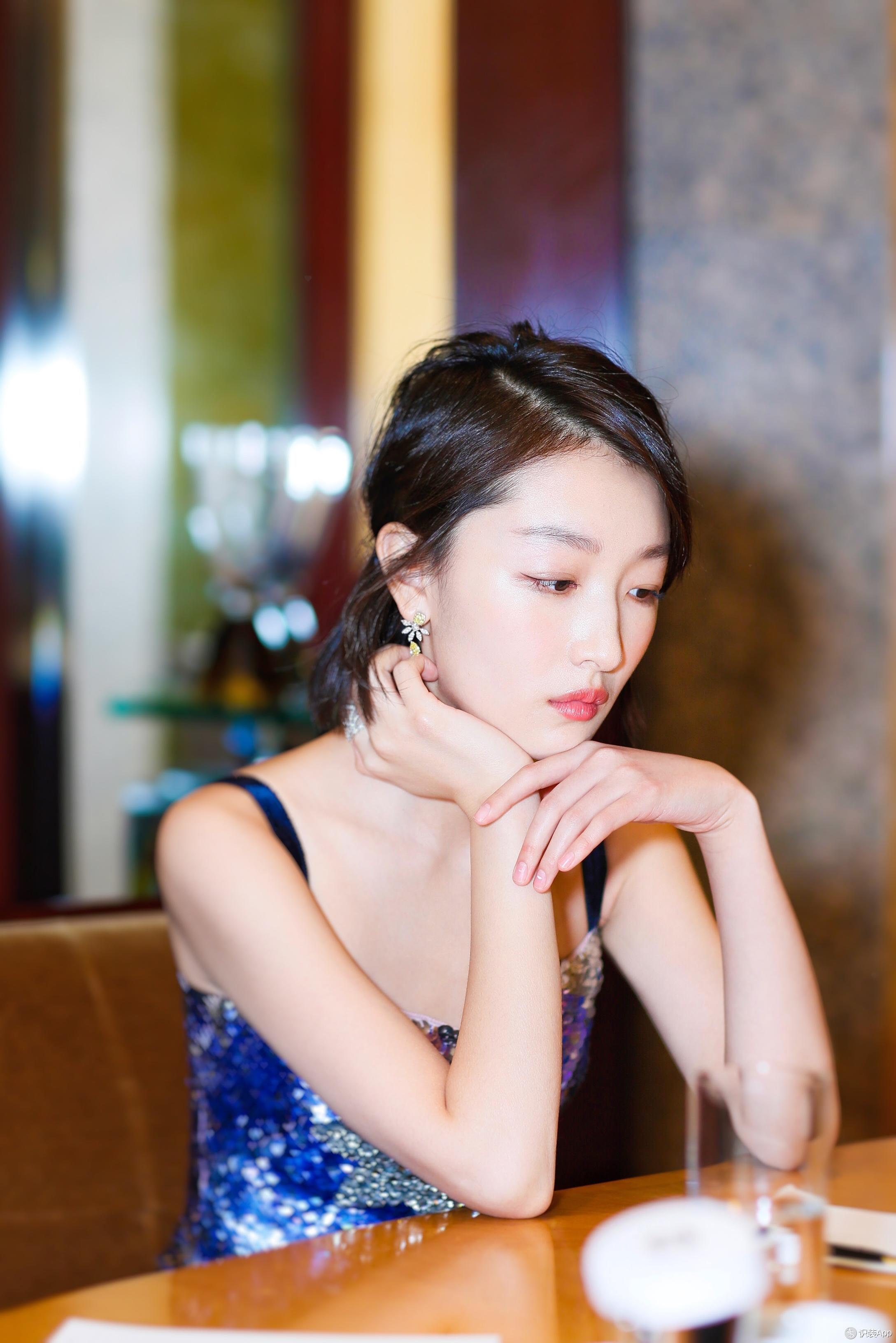 内地四小花旦周冬雨