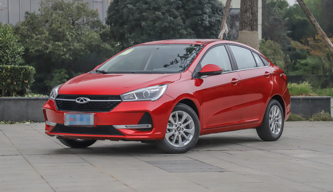 奇瑞-艾瑞泽ex,内饰精致大气,车型显得沉稳