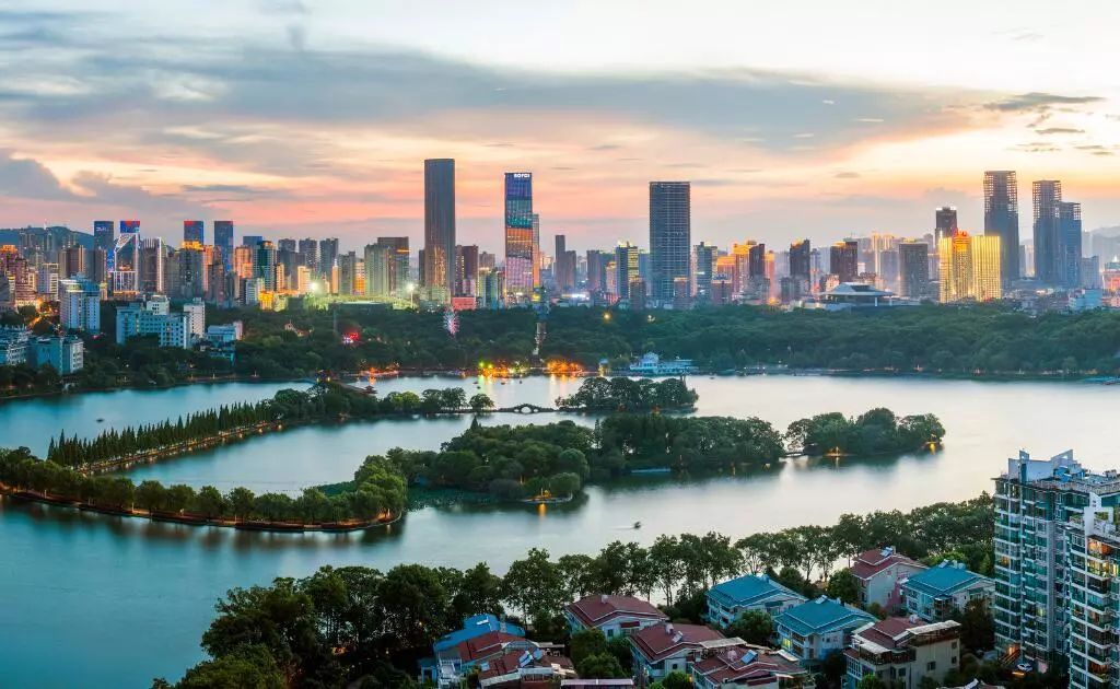 美好城市70年|长沙市自然资源和规划局局长冯意刚:坚持以"人"为核心的