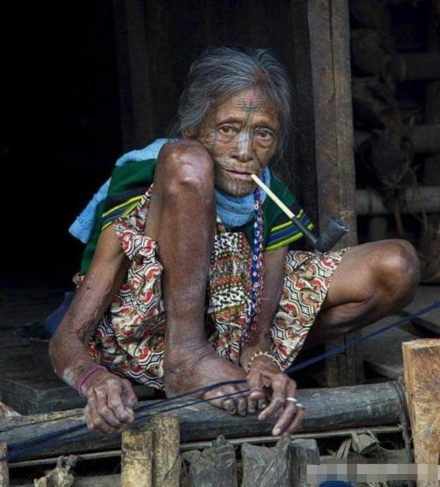 世界上最懒的民族,个个在家坐吃等死不干活,饿得骨瘦如柴