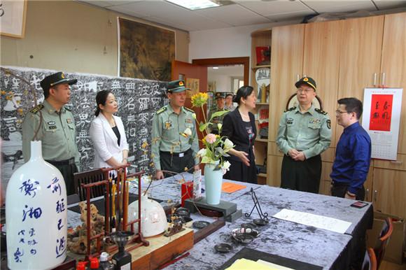 上海警备区政委凌希到长宁区调研基层武装工作-区域频道-东方网