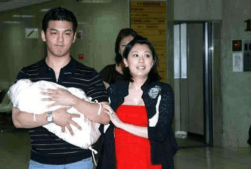 娱乐圈"被猪拱了"的女星,图2我忍,图3我再忍,图4忍无可忍!