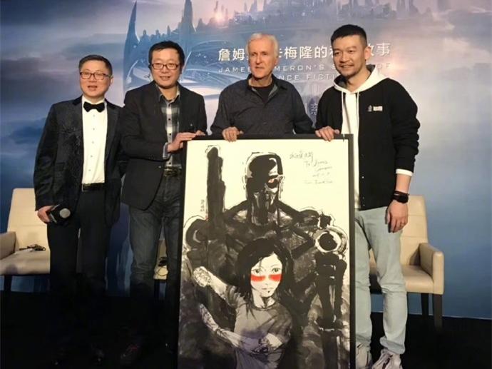 卡梅隆对话刘慈欣,《流浪地球》导演为卡梅隆送画,像