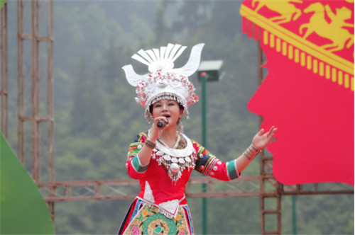 湘西苗族民歌来咯,敬请欣赏!