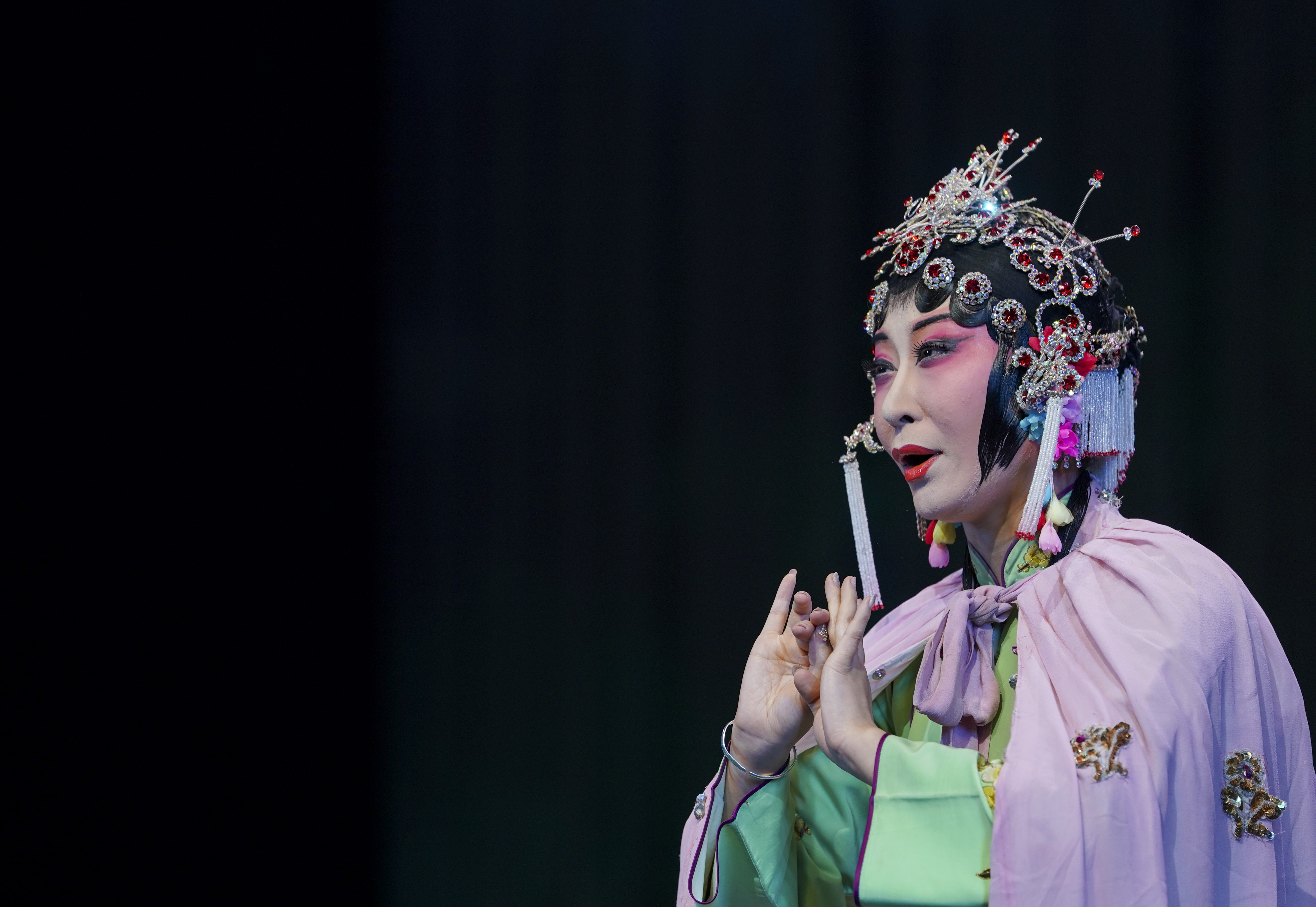 新疆新生代秦腔演员逐梦炫彩梨园(7)