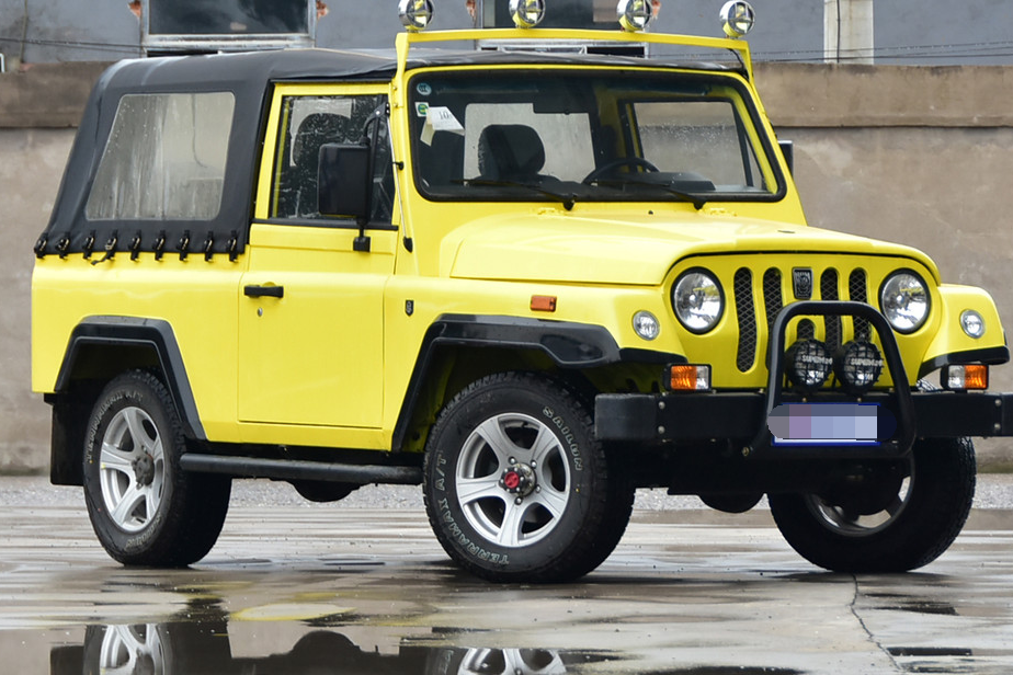 角斗士 bj2023cdb1 手动 四驱,外形沉稳大气,气场非常足!