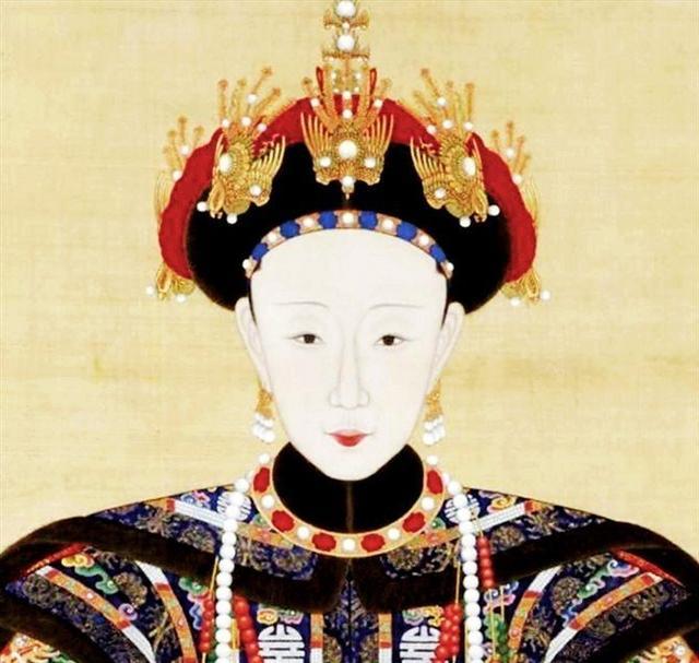 慈禧太后年轻时彩色老照片:面目清秀,放在现在妥妥大美女一枚!