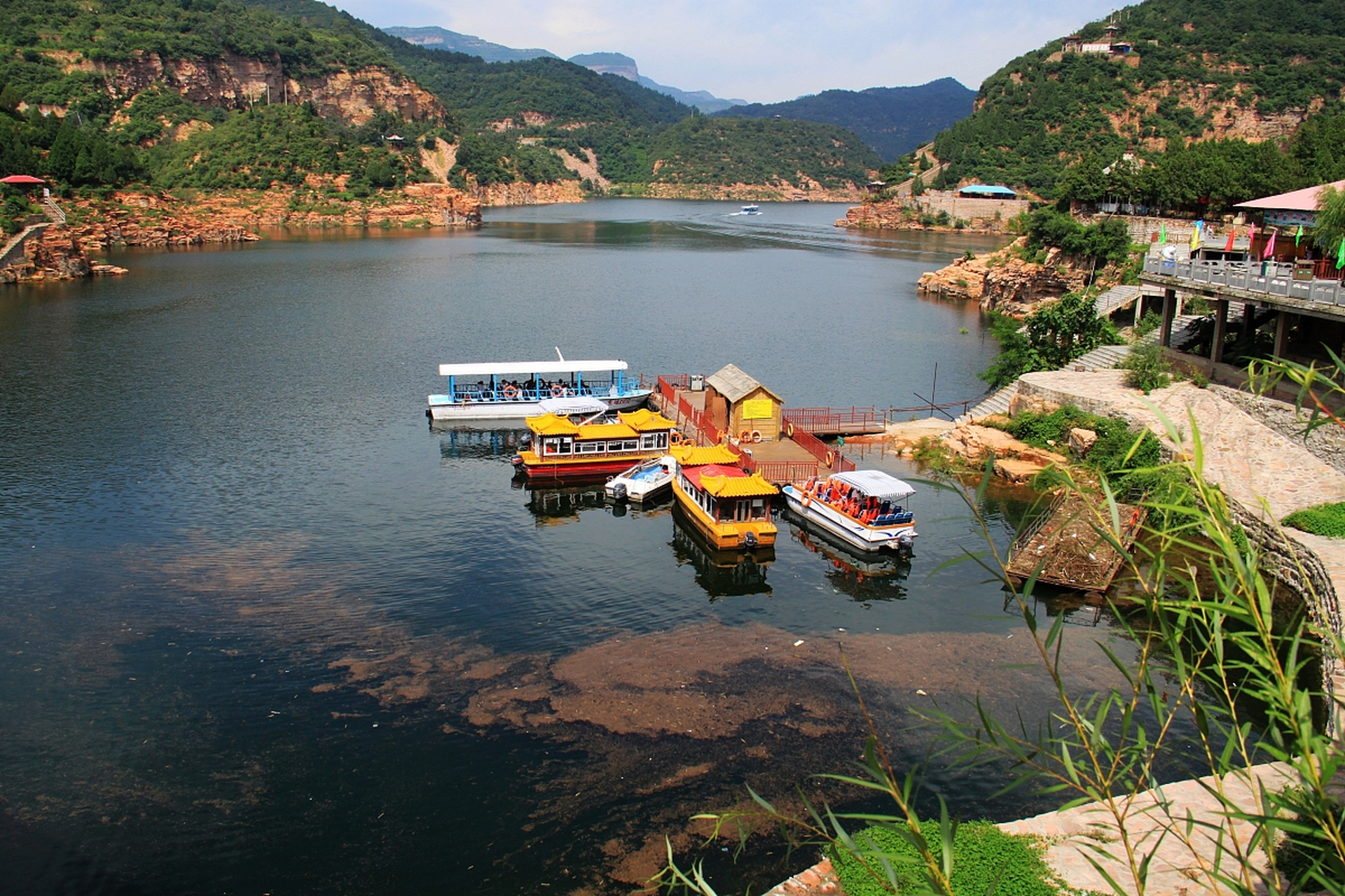 旅拍中国年# 淅川丹江风景名胜区位于河南省南阳市淅川县,是南水钡鼢