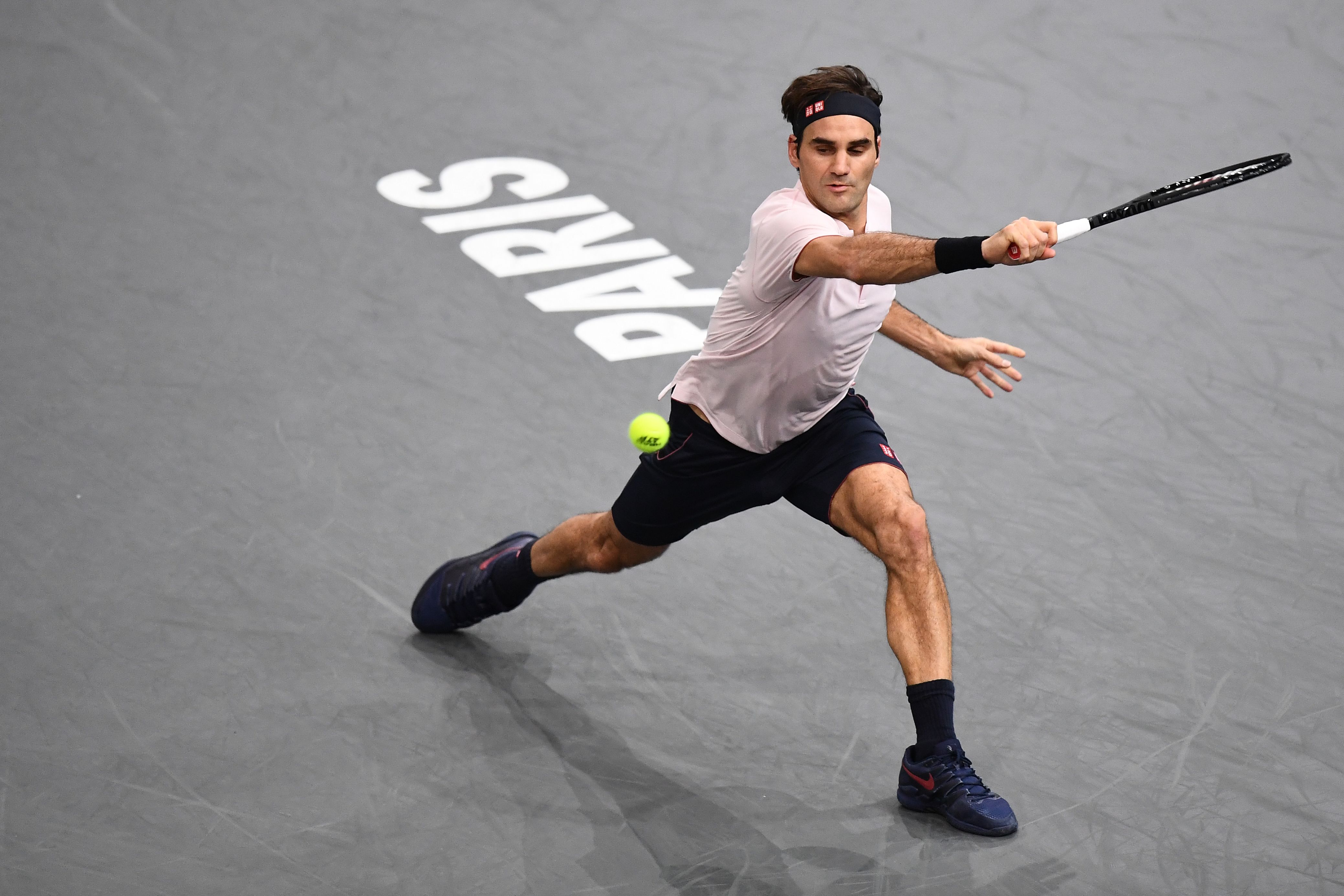 网球——巴黎大师赛:费德勒晋级