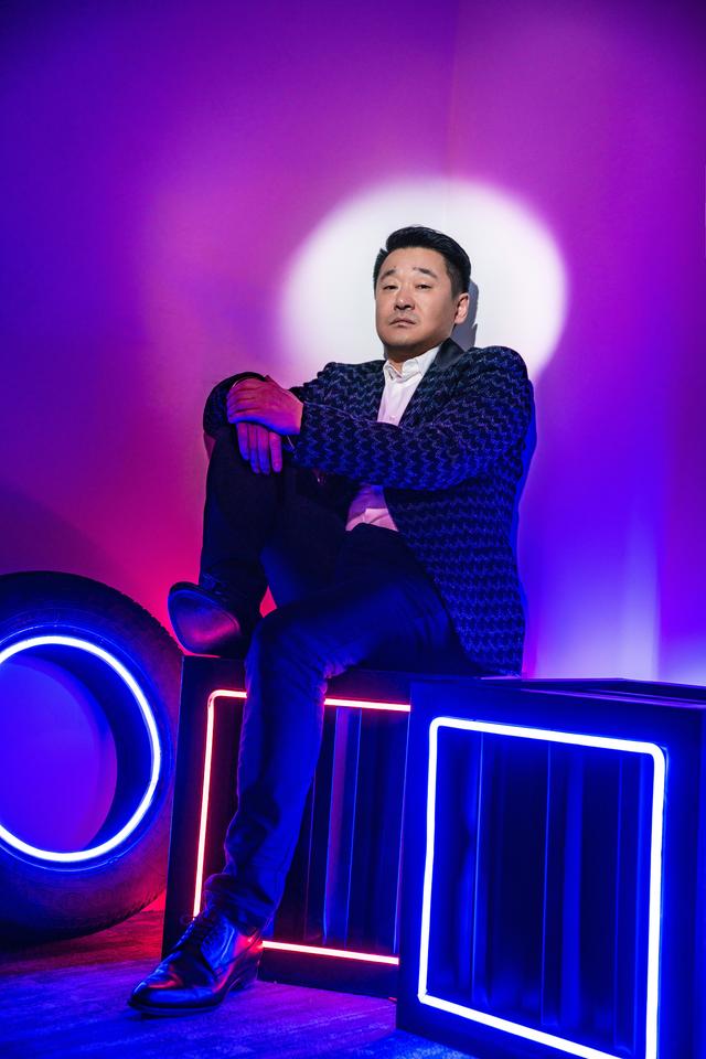 柏林影帝王景春:不跟陆毅比,但得跟廖凡比