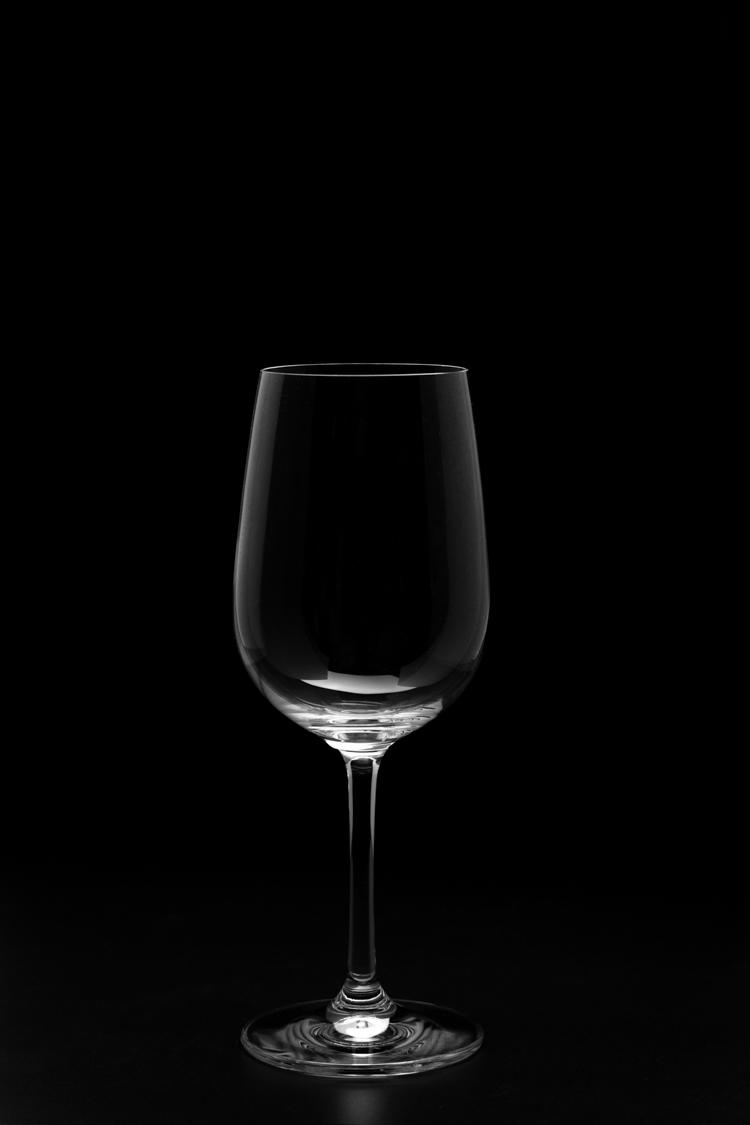 玻璃杯拍摄布光方法图片