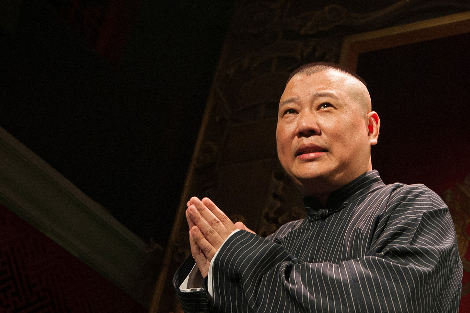 郭德纲曾在一个节目上遇到一个90后演员,小伙子很狂