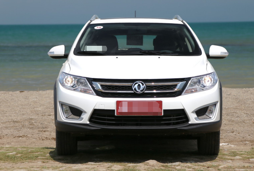 东风风神ax3,外观设计增添了年轻与活力,延续家族设计风格