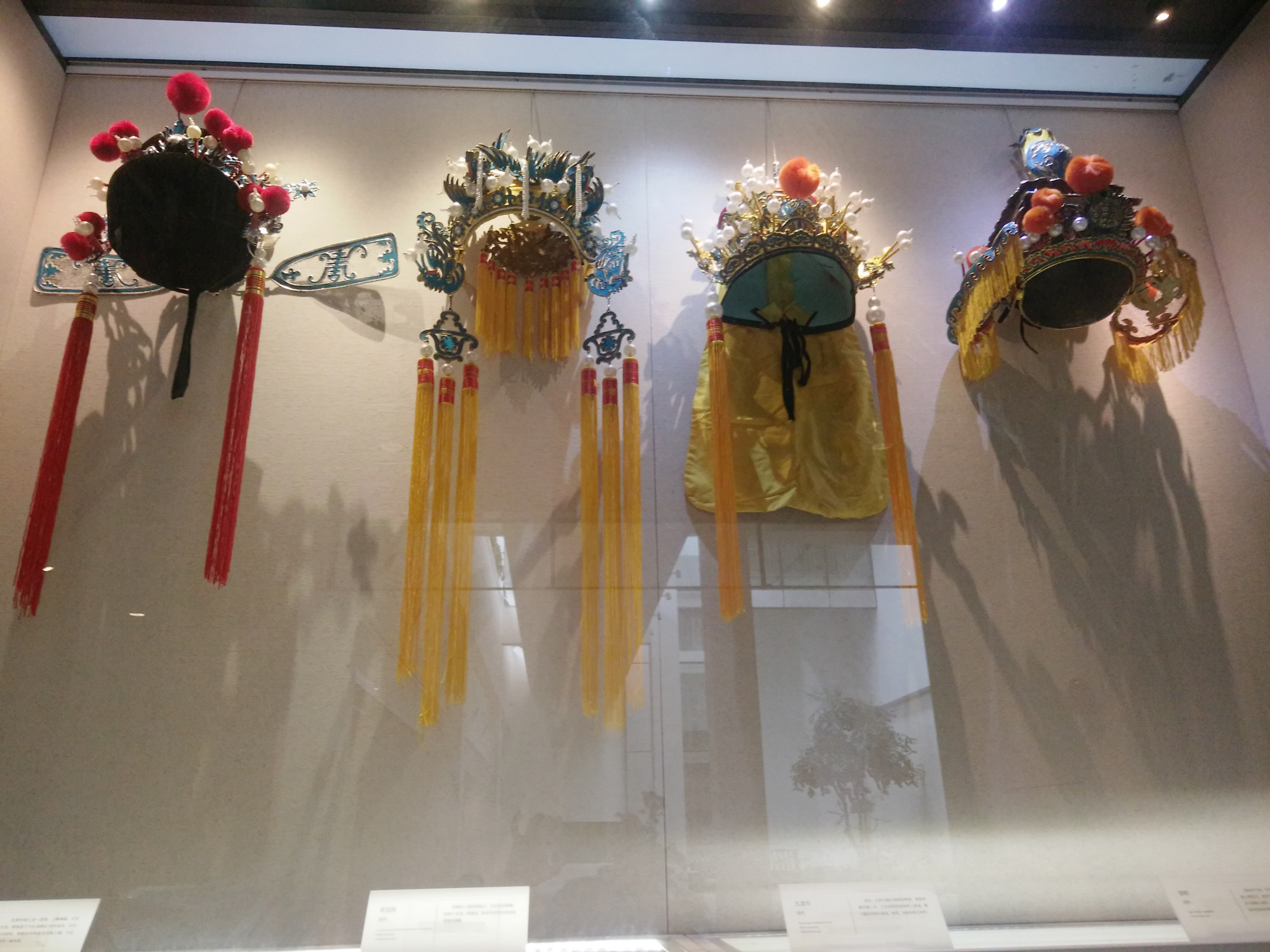 带你认识粤剧里的装备