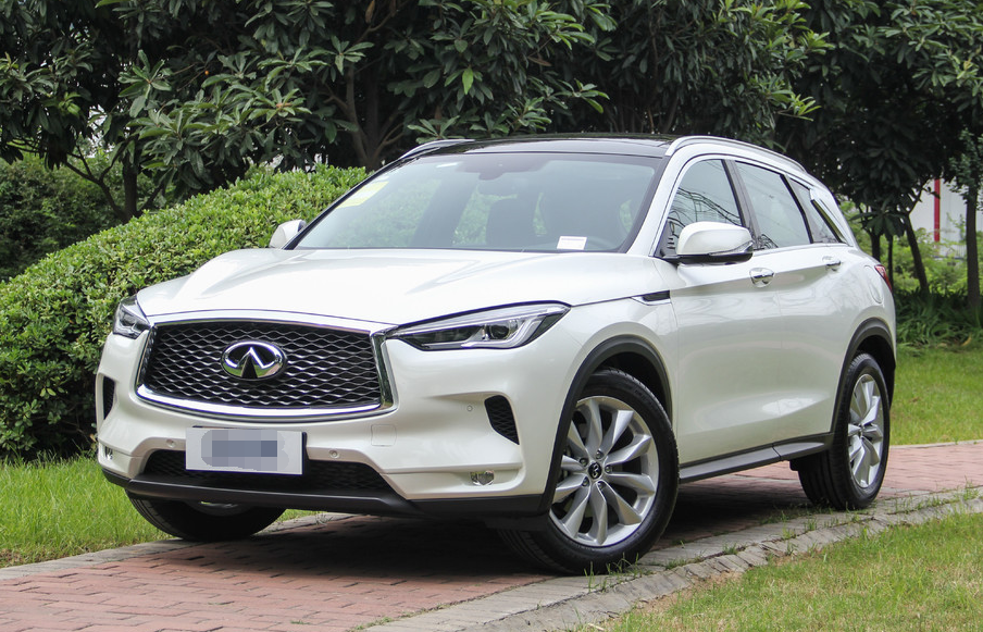 毕竟没女朋友,没成家,单身狗一只,车内空间那完全