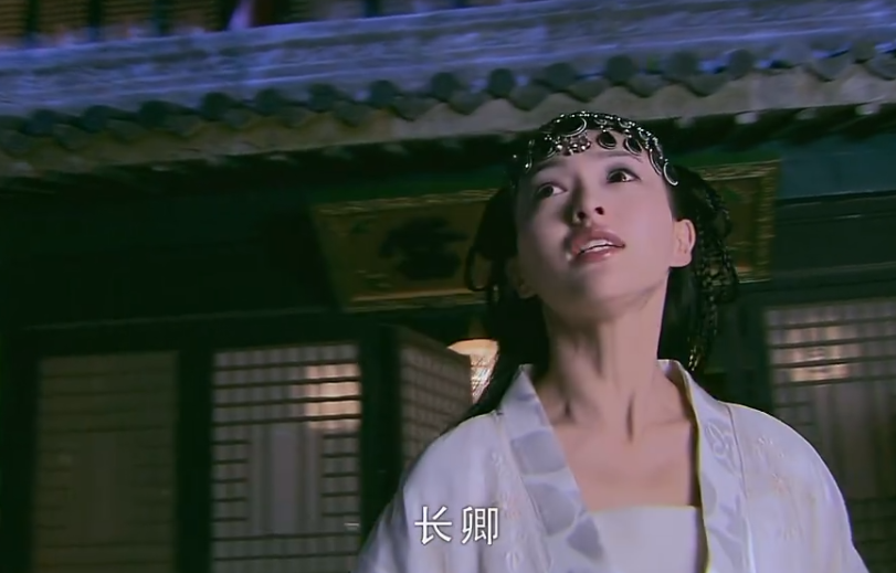 仙剑:长卿死后紫萱穿白衣,一阵怪风后让她穿上紫衣,只因这件事