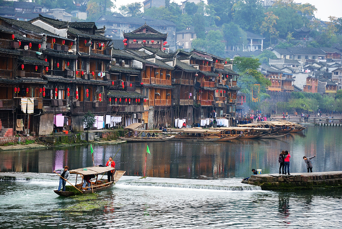 湖南湘西土家族苗族自治州旅游景点不容错过,各有特色,值得一游