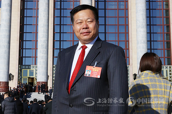 中南建设陈锦石:要使制造业成为经济"新引擎"