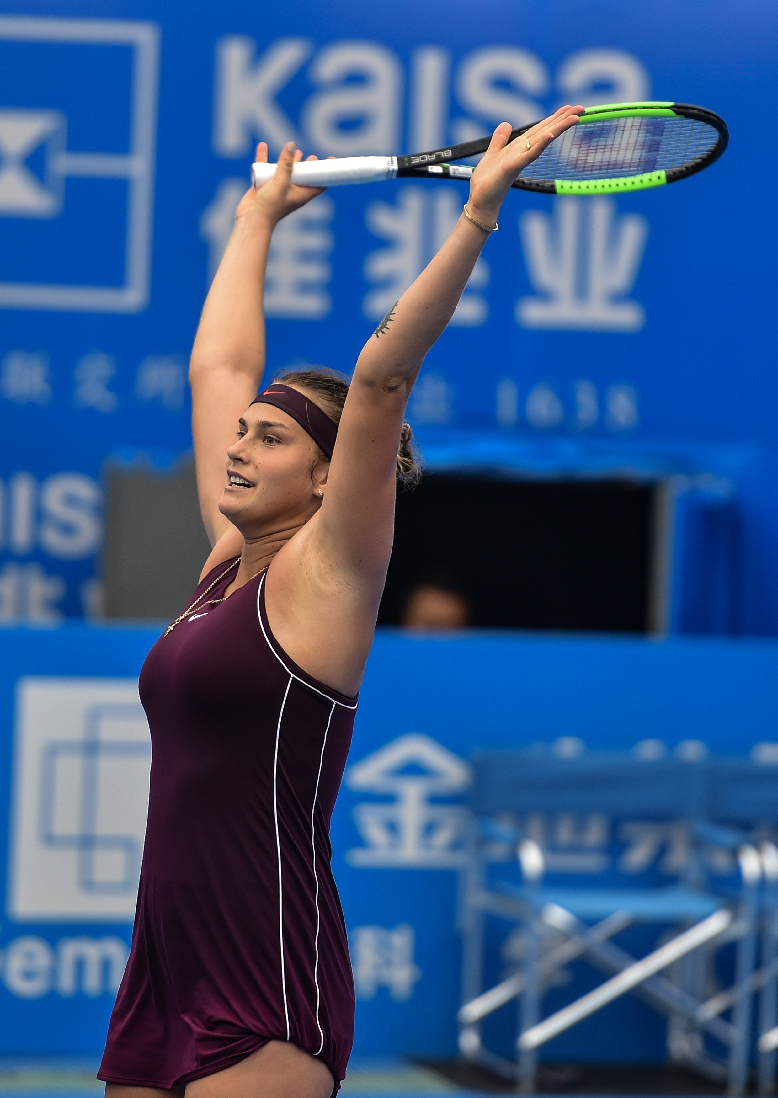 网球——深圳公开赛:萨巴伦卡夺冠