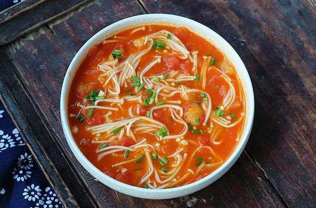 金针菇番茄汤,美味可口的营养早餐,赶紧去试试吧
