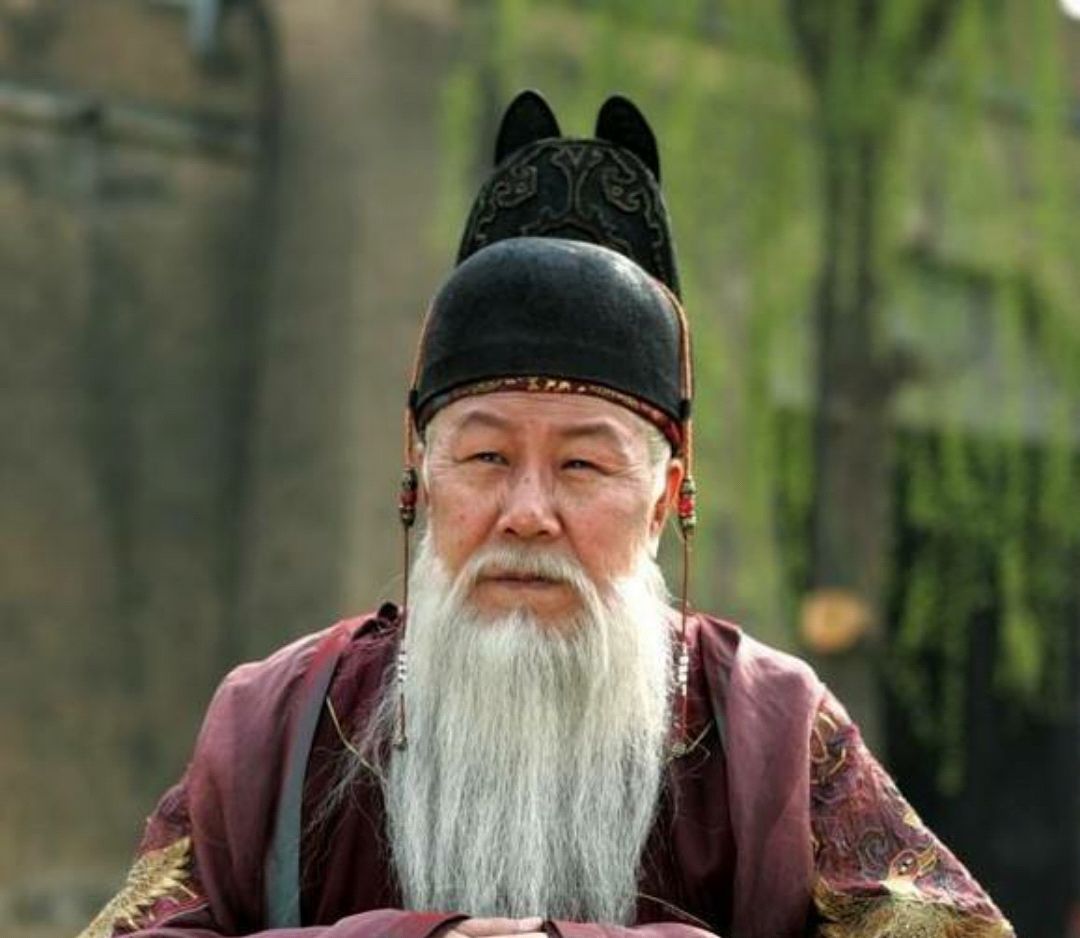 隋朝名臣牛弘面对百官宣诏圣旨,忘了内容,让人崩溃的事还在后面