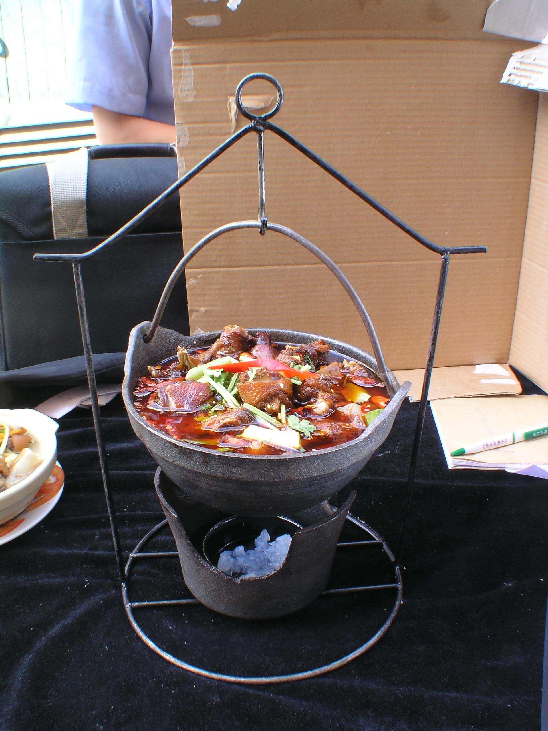 忙碌了一整天,停下来静心品尝美食吧,好好享受人生