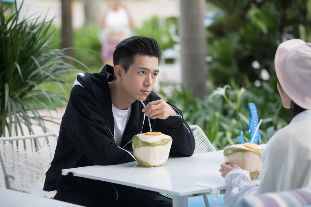 《亲爱的热爱的》韩商言恋爱后人设崩塌?其实剧中早有暗示