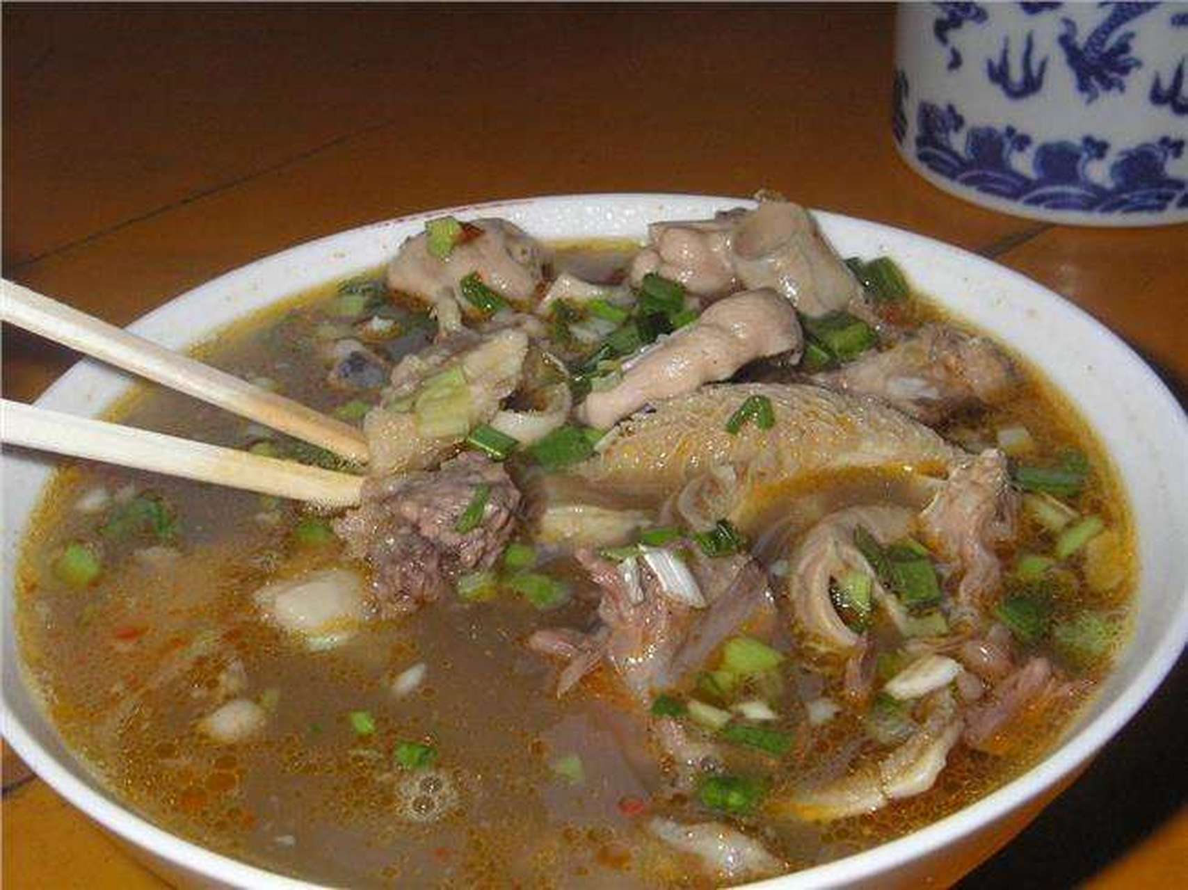 潵(sá)汤(古通撒,即撒汤)—流行在河南永城,安徽砀山,山东,安徽等豫