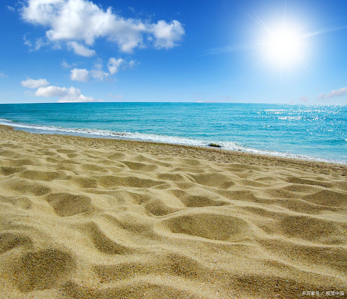 白沙滩不仅景色优美,而且环境清幽,非常适合度假休闲. 15