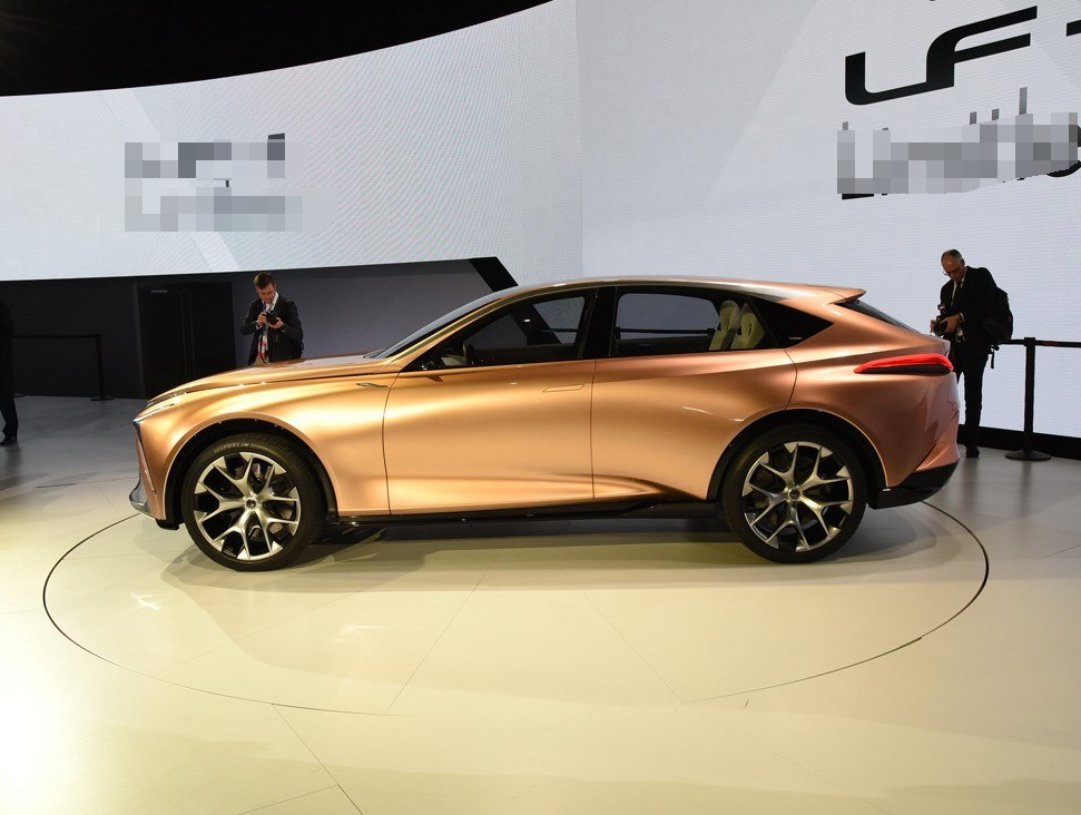 雷克萨斯lf-1 limitless,颜值在线,拥有豪华高贵的气质