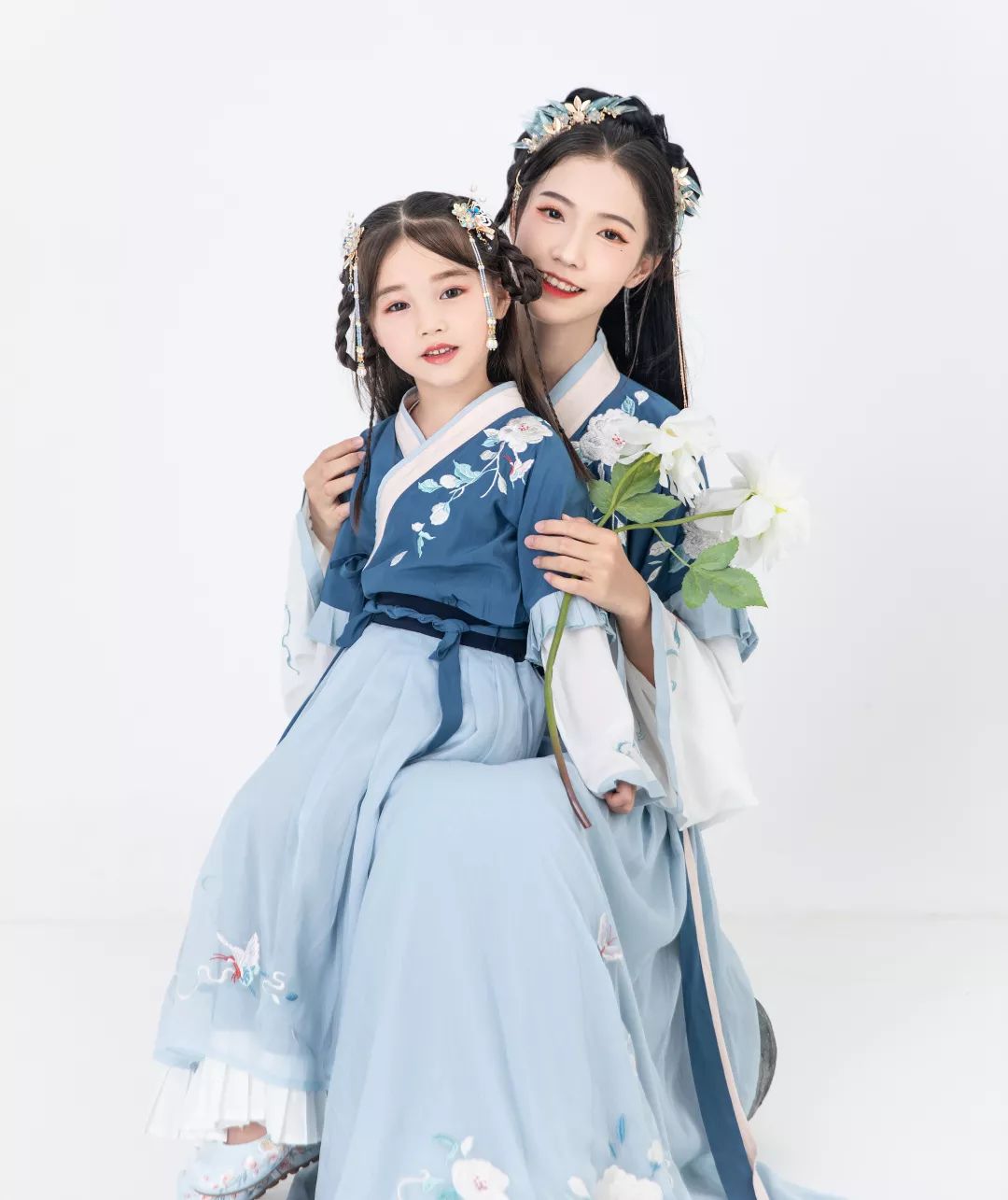 汉服亲子穿搭大推荐!大手拉小手,一起做最潮流的时尚母女