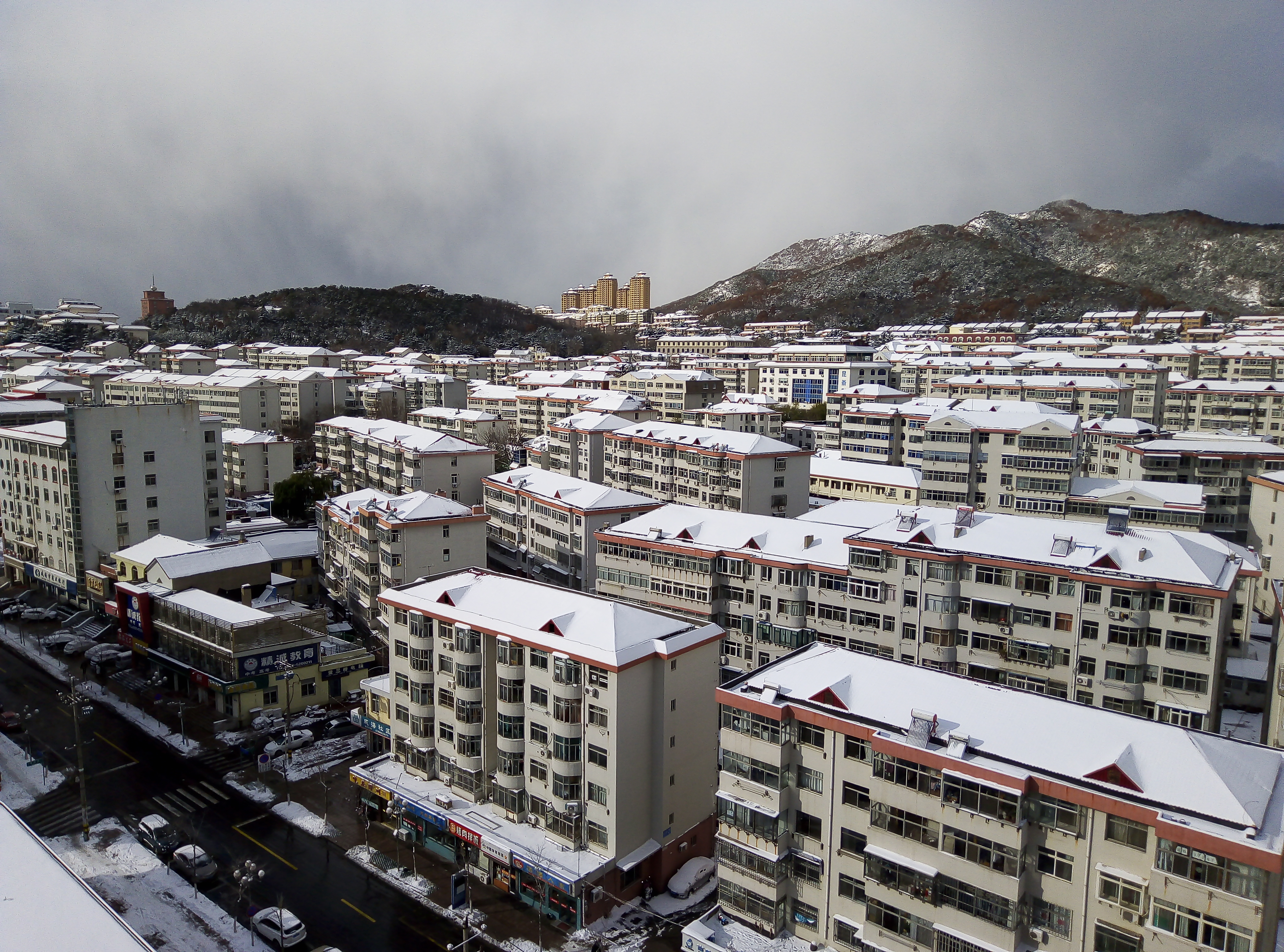 下阵雪图片图片