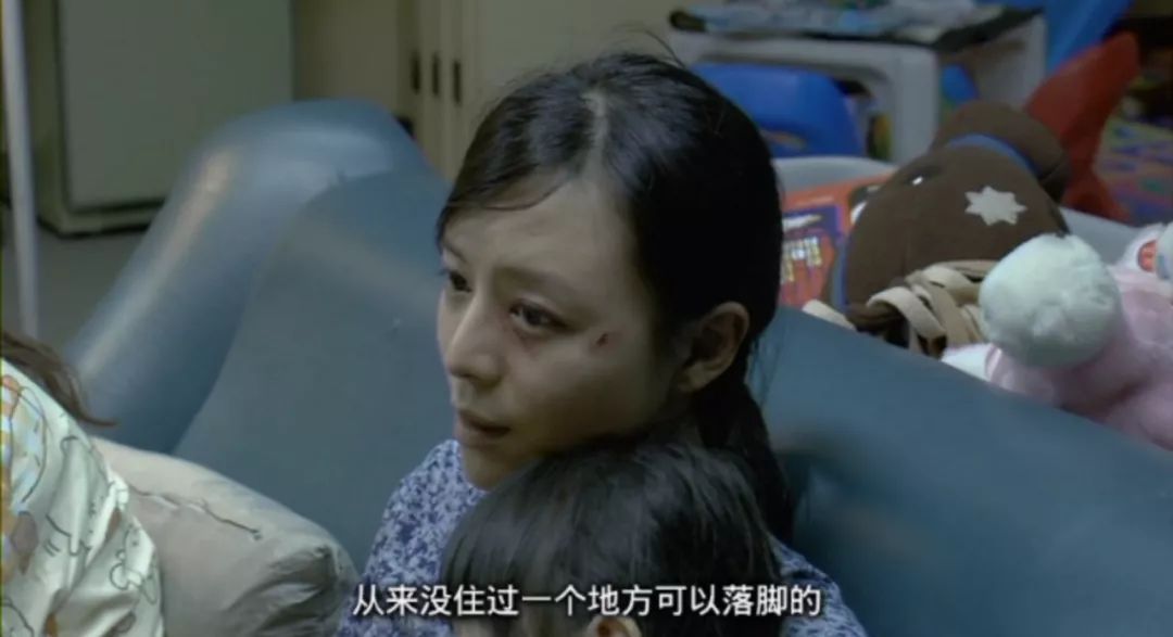 天水围灭门惨案:一部残酷又惊恐的电影,展现了阴暗和扭曲的人性