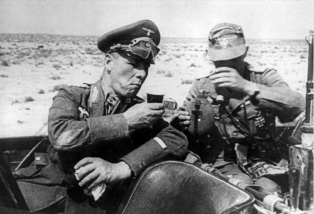 隆美尔与"容克集团"格格不入,遭受排挤,唯一选择就是去北非