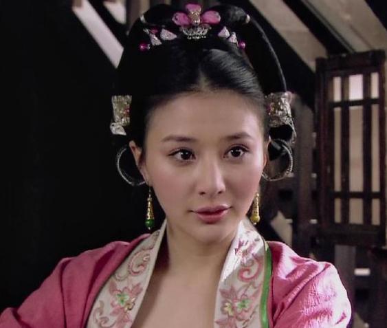 《水浒传》中最漂亮的四大美女,潘金莲上榜,最后一位上吊自杀!