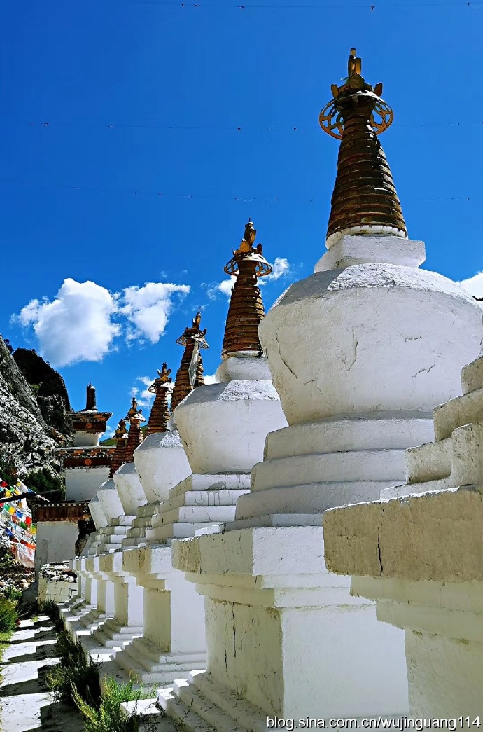 敬拜文成公主庙宇感悟时光穿越(图)