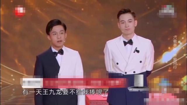 说相声很高危,武术捧哏王九龙把临时搭档打进医院医生说九龄结实